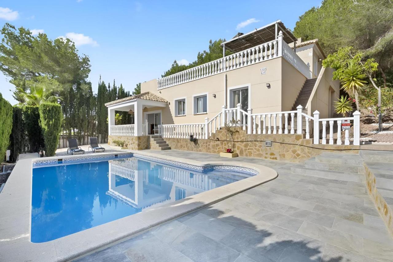 Villa Kip, Private Pool & Jacuzzi Surrounded By Nature Pinar de Campoverde Bagian luar foto